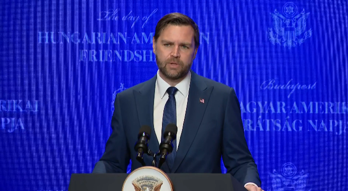 Венс заявив про спроби спецслужб України вплинути на вибори у США і в Угорщині